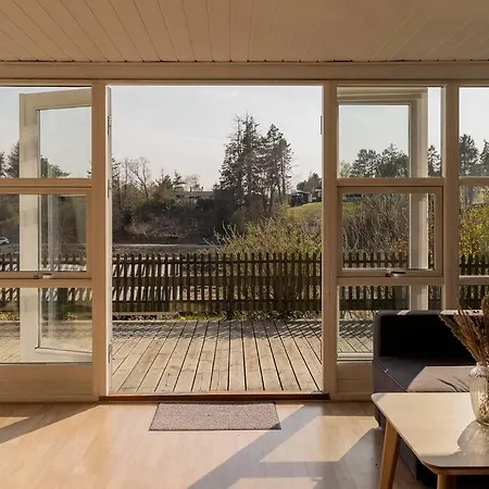 Sommerhus Taet Ved Vibaek Strand Og Ebeltoft. エーベルトフト