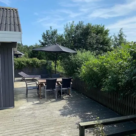 Sommerhus Taet Ved Vibaek Strand Og Ebeltoft. エーベルトフト